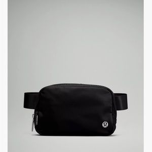 NWT Lululemon black everywhere belt bag